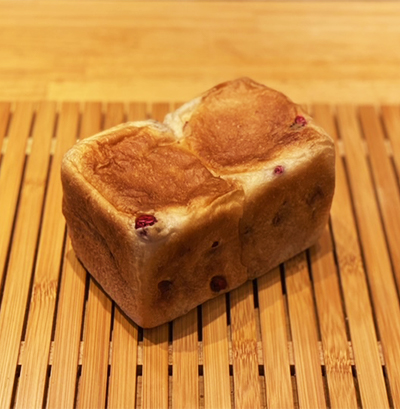 クランベリー食パン