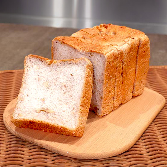 全粒粉胡桃食パン