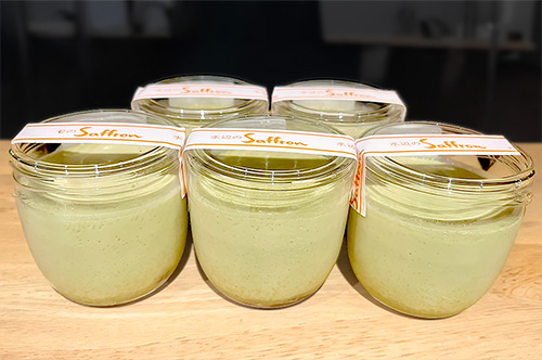 抹茶プリン(粒あん入り)