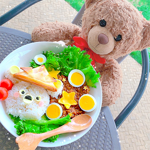 もぐもぐクマの冒険キーマカレー