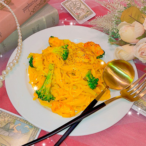 濃厚海老のカルボナーラ