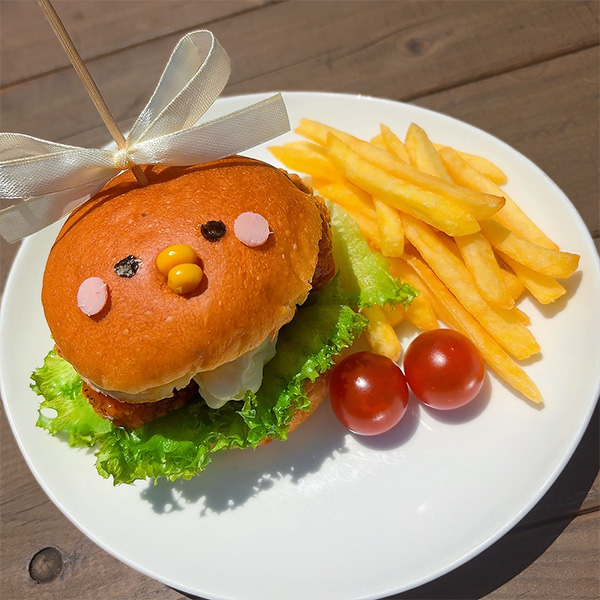 ひよこのタルタル南蛮ハンバーガー