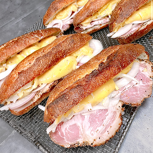 キタノカオリバゲット ペッパーシンケン